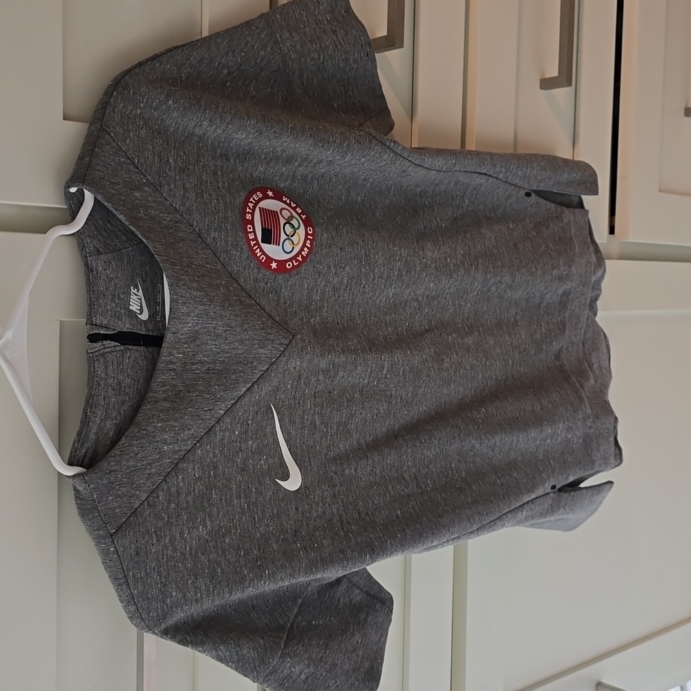 Nike United States Olympic Team, XS, Thick Gray Shirt
